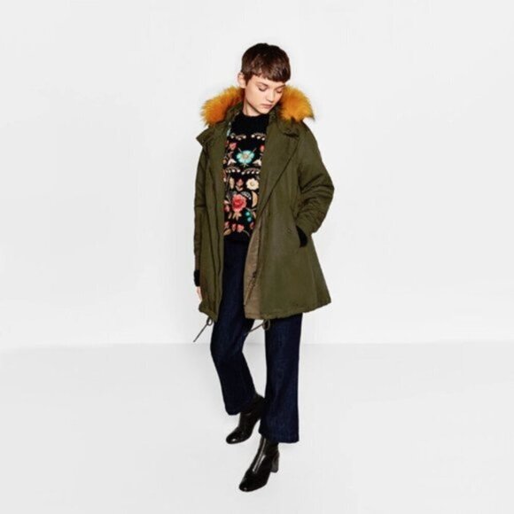 EUC Zara green parka with detachable yellow gold faux fur interior and hood trim - Picture 2 of 9